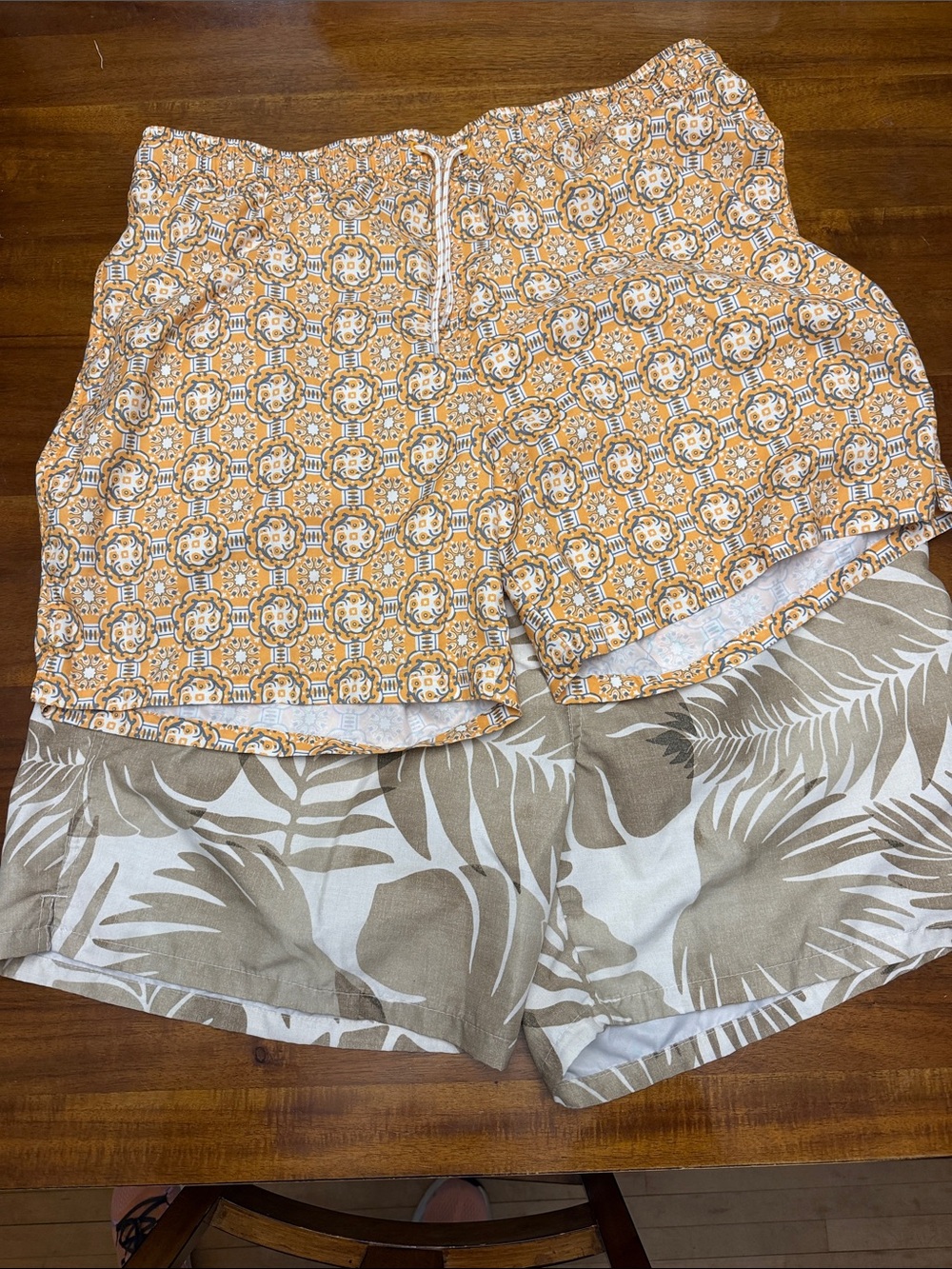 Men’s swim trunks bundle.